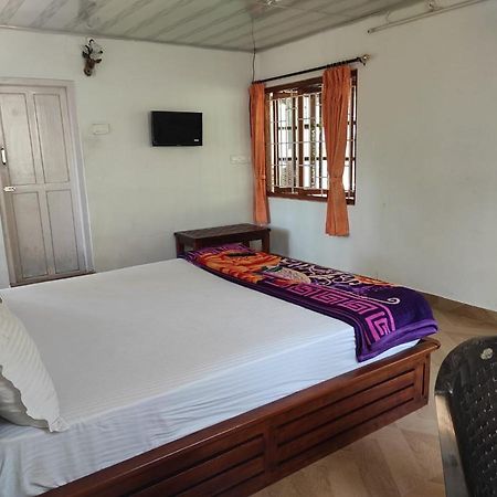 Cottage Garden Deepikas Parambikolam Exterior photo